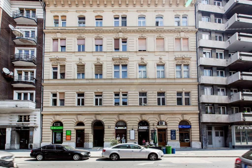Main Street Lejlighed Budapest Eksteriør billede